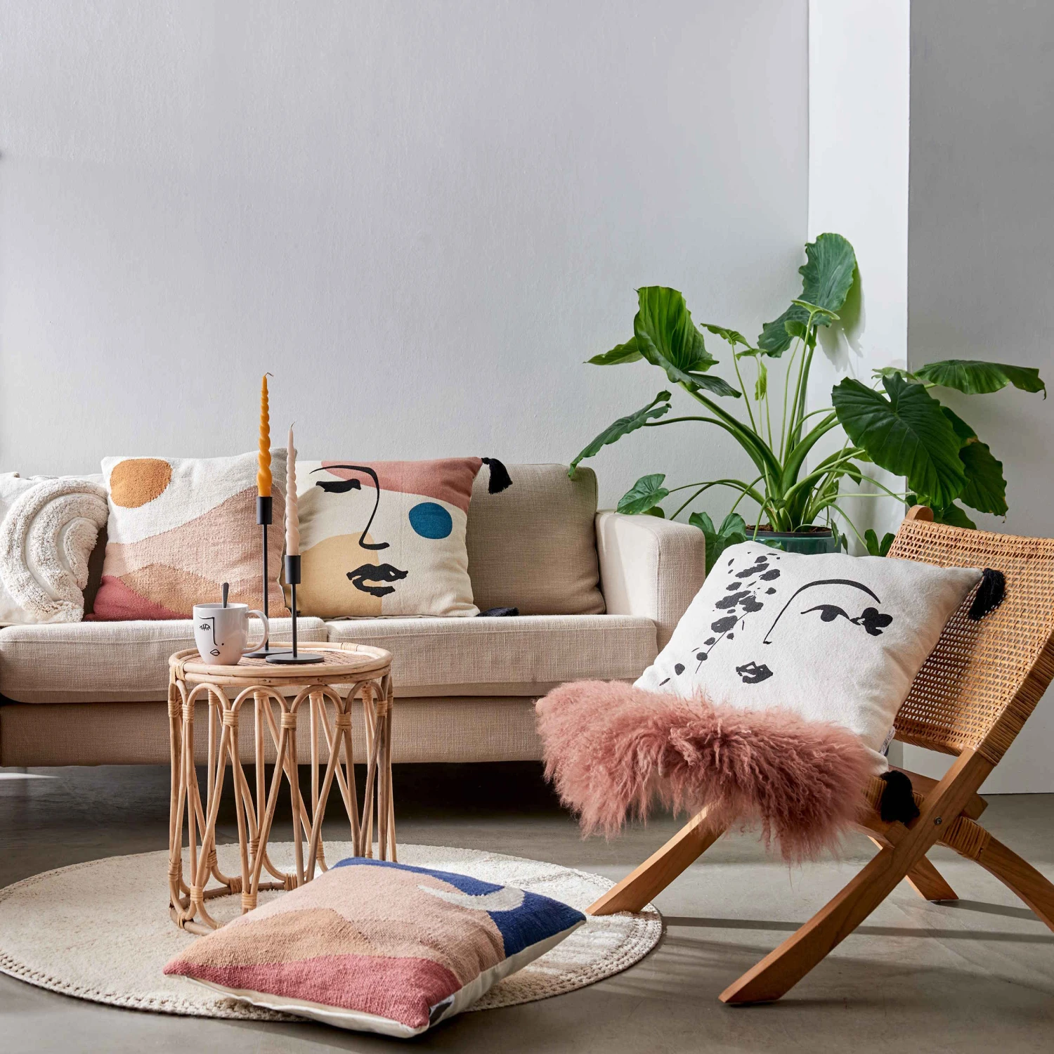 Kissen Line Art L 50 X B 50cm MUSE In Natur-Schwarz – Bild 2