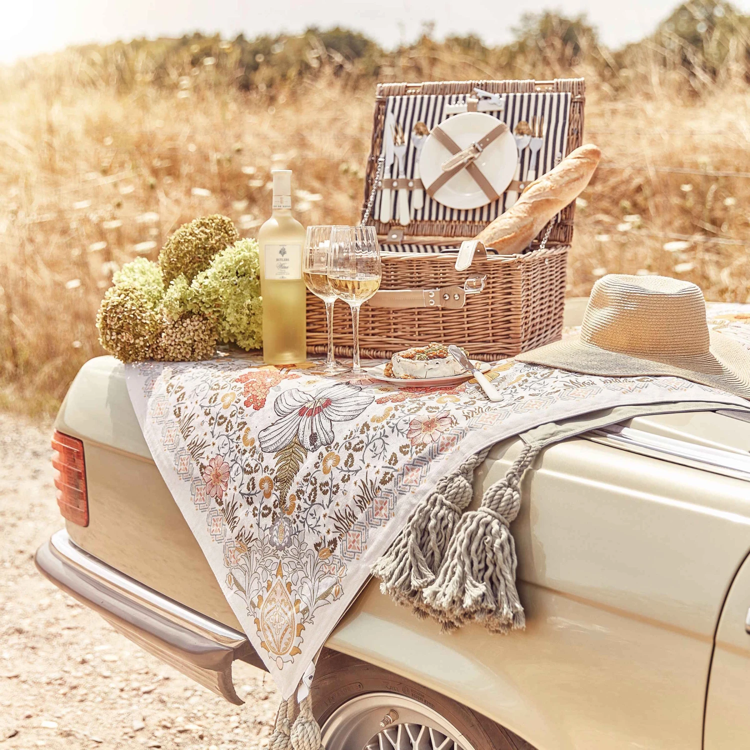 Picknickdecke L 175 X B 154cm BETWEEN FLOWERS In Creme – Bild 8